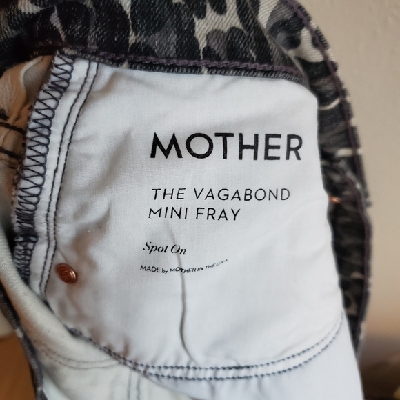 MOTHER Vagabond Mini Fray Skirt size 31 NWT - Picture 8 of 8